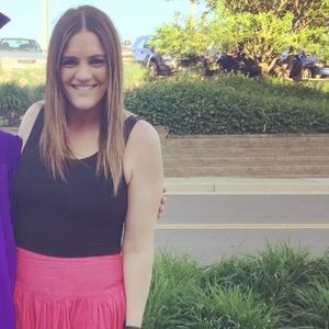 Meet your Posher, Emily